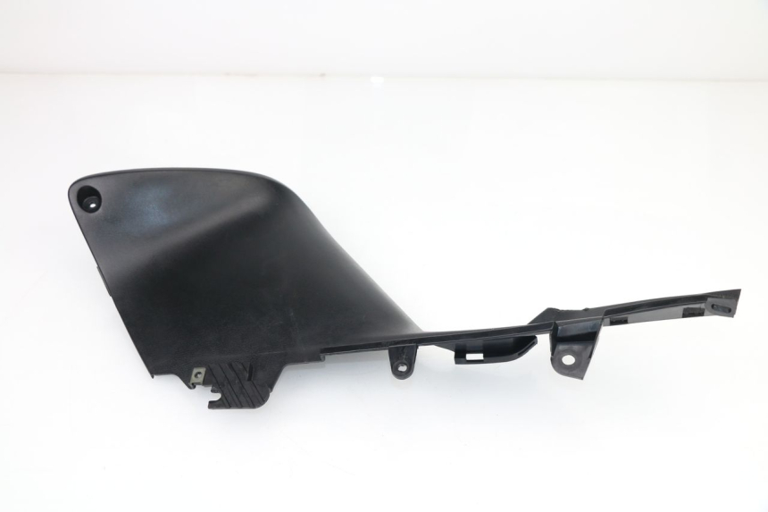 photo de LEFT MIDDLE FLOOR PANEL YAMAHA XP T-MAX TMAX 500 (2004 - 2007)