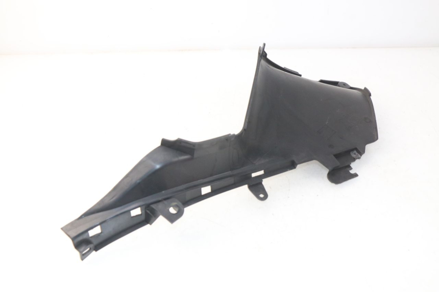 photo de LEFT FOOTREST BRACKET YAMAHA XP T-MAX TMAX ABS 500 (2004 - 2007)