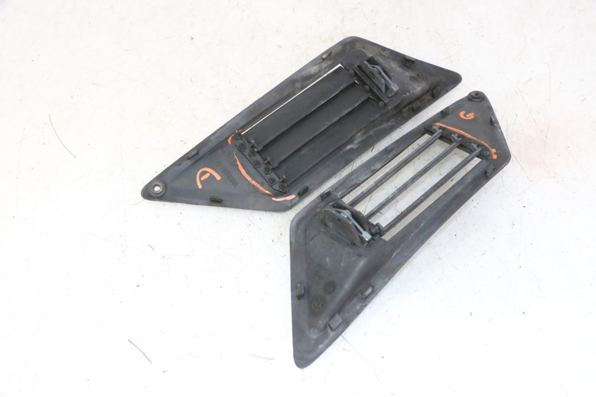 photo de MIDDLE FLOOR PANEL GILERA NEXUS 300 (2008 - 2013)