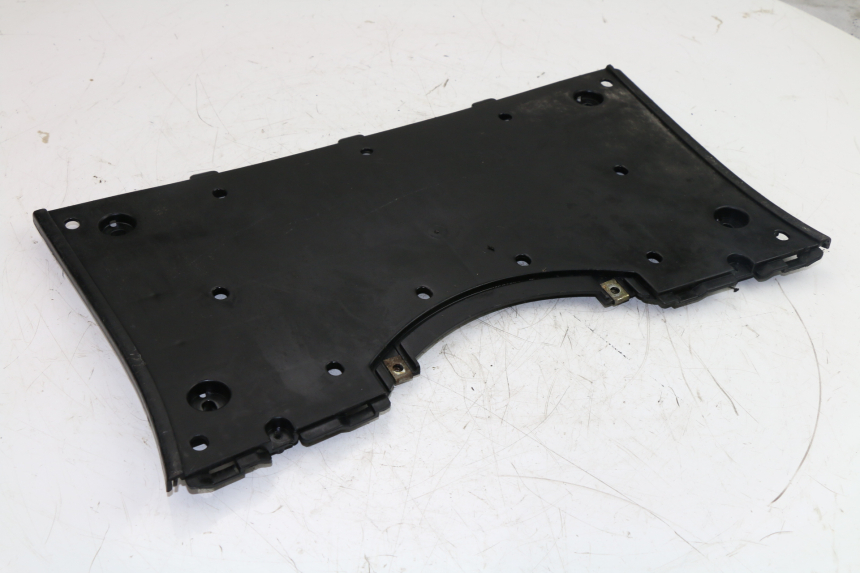photo de MIDDLE FLOOR PANEL KYMCO GRAND DINK 125 (2002 - 2007)