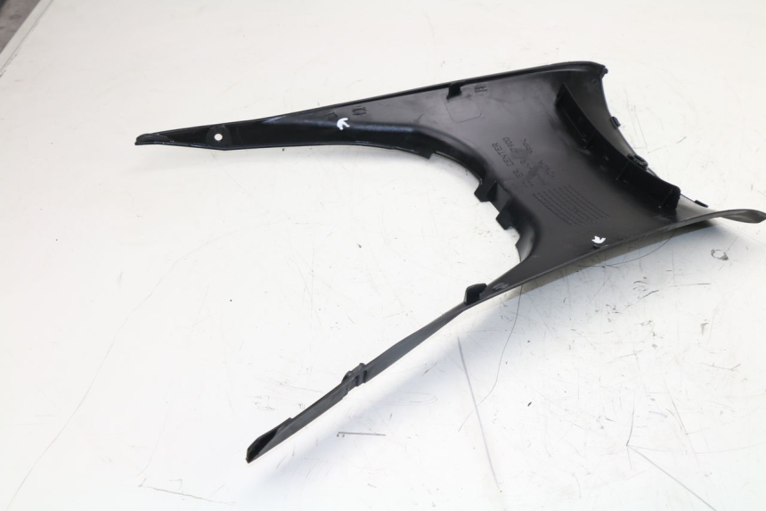 photo de MIDDLE FLOOR PANEL HONDA FES S-WING SWING 125 (2007 - 2015)