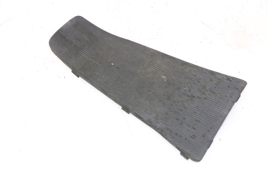 photo de MIDDLE FLOOR PANEL PIAGGIO LXV 4T 50 (2009 - 2013)