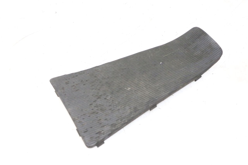 photo de MIDDLE FLOOR PANEL PIAGGIO LXV 4T 50 (2009 - 2013)