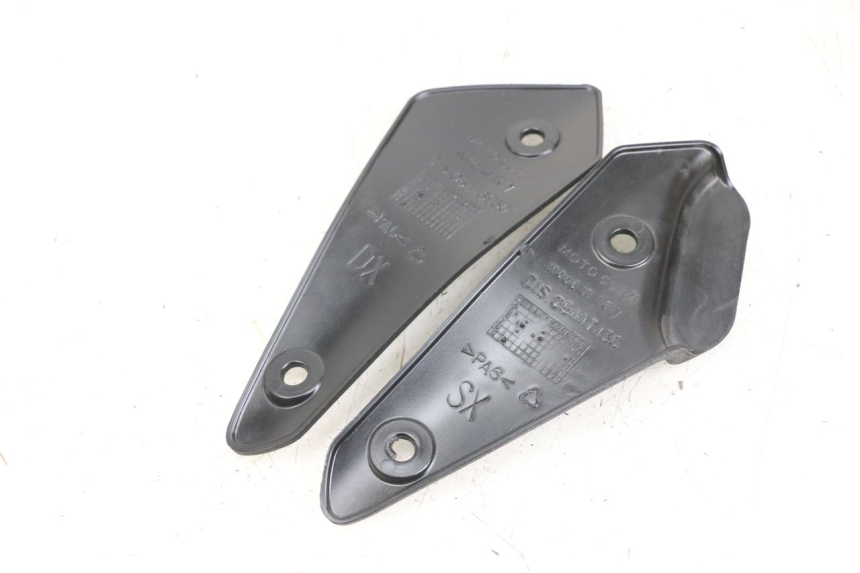 photo de MIDDLE FLOOR PANEL MOTO GUZZI NORGE 8V GT 1200 (2011 - 2016)