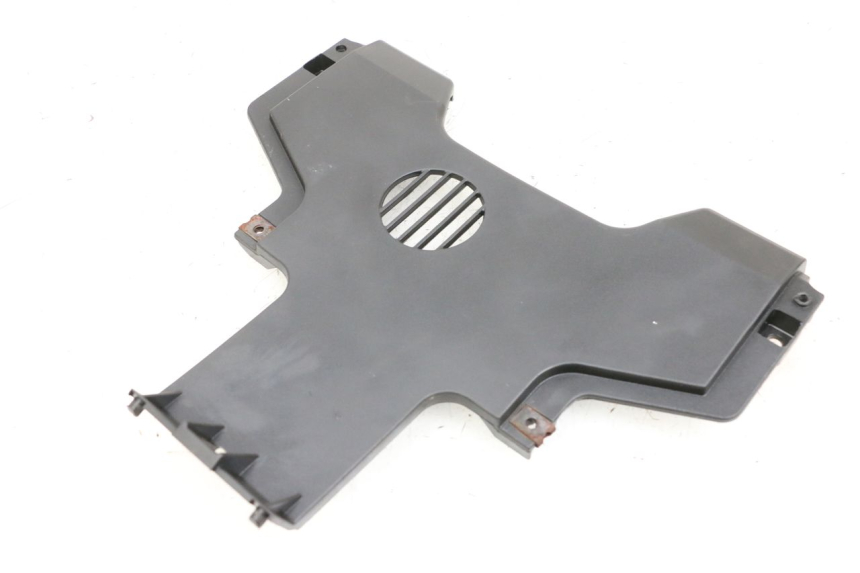 photo de MIDDLE FLOOR PANEL PIAGGIO MP3 HPE 350 (2018 - 2020) - Product overview