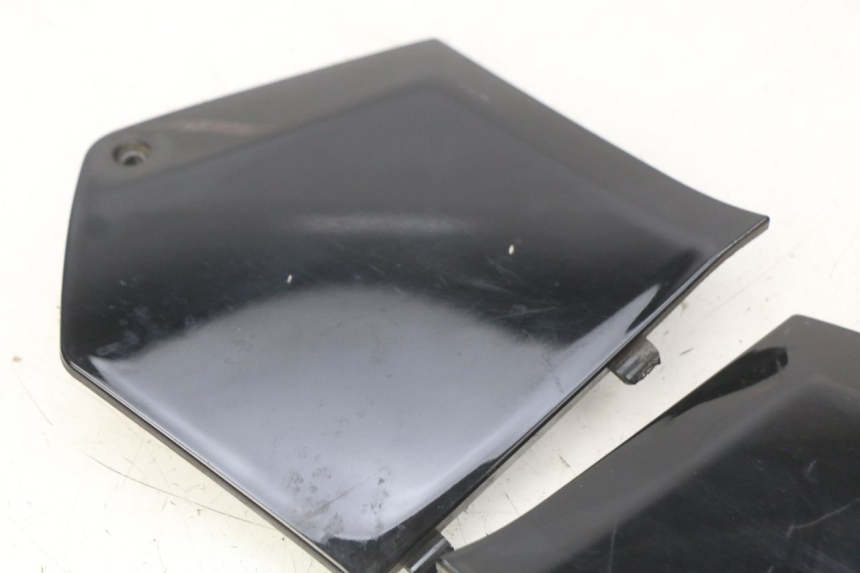 photo de FOOTREST JUNCTION PIAGGIO MP3 500 (2011 - 2015)