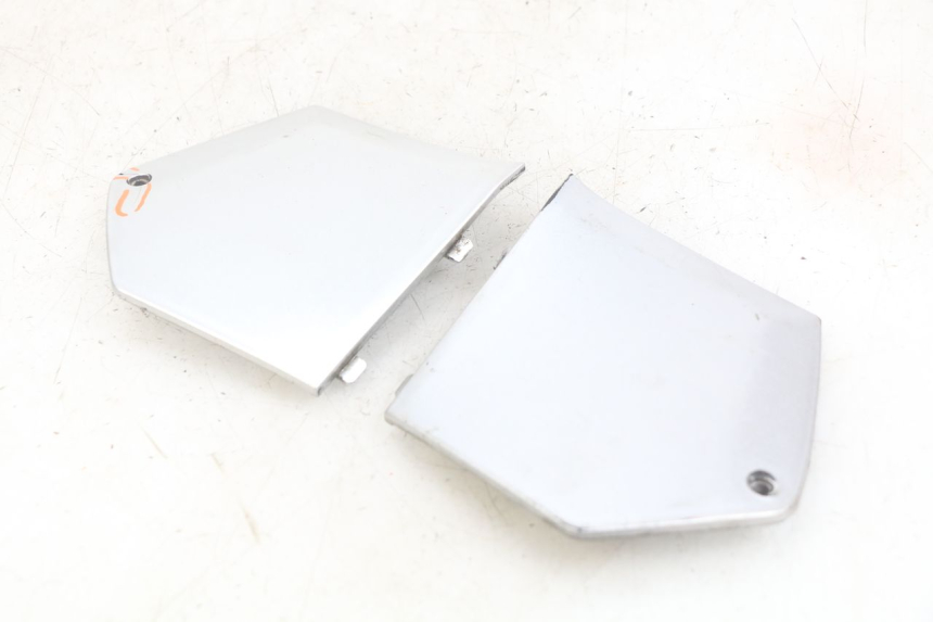 photo de FOOTREST JUNCTION PIAGGIO MP3 LT 400 (2007 - 2012)