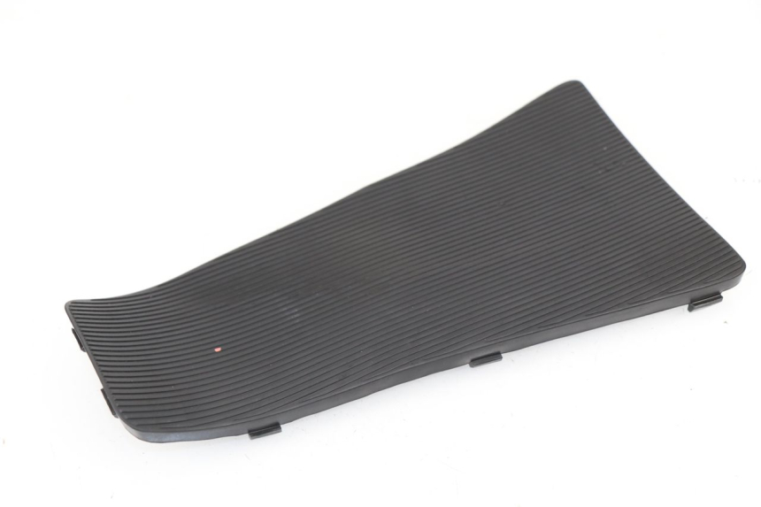 photo de FOOTREST JUNCTION PIAGGIO VESPA LX 2T 50 (2005 - 2013)