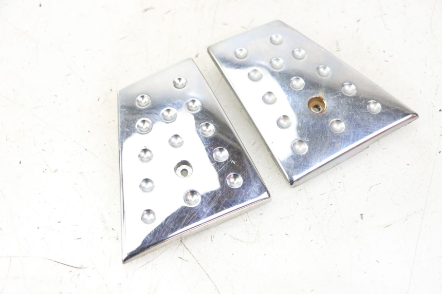 photo de FOOTREST JUNCTION PIAGGIO X8 125 (2004 - 2007)