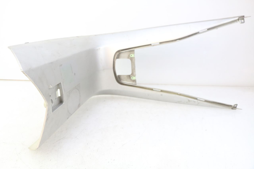 photo de MIDDLE FLOOR PANEL PEUGEOT SATELIS 125 (2006 - 2009)