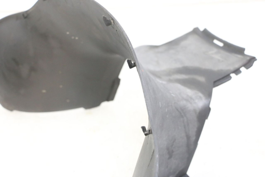 photo de MIDDLE FLOOR PANEL APRILIA SCARABEO GT TOURING 125 (1999 - 2005)