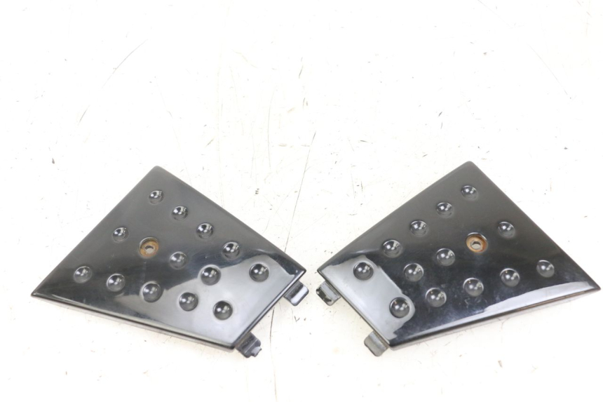 photo de FOOTREST JUNCTION PIAGGIO XEVO - X EVO 125 (2007 - 2016) - Main view