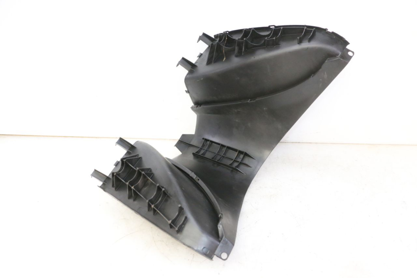 photo de MIDDLE FLOOR PANEL YAMAHA YP MAJESTY 125 (2007 - 2010)