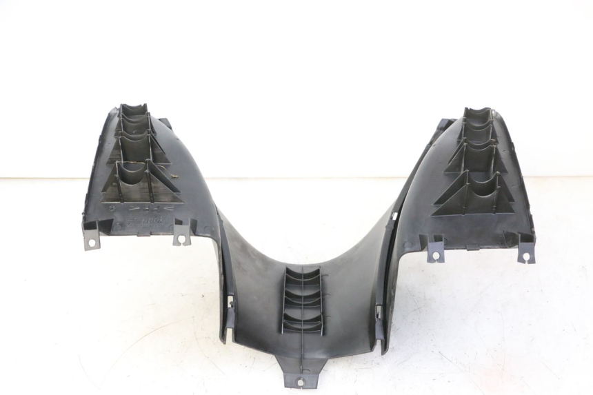 photo de MIDDLE FLOOR PANEL YAMAHA YP MAJESTY 125 (2007 - 2010)