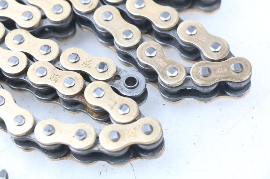 photo de CHAIN SPROCKET KIT SUZUKI GSX-R GSXR 750 (2011 - 2016)