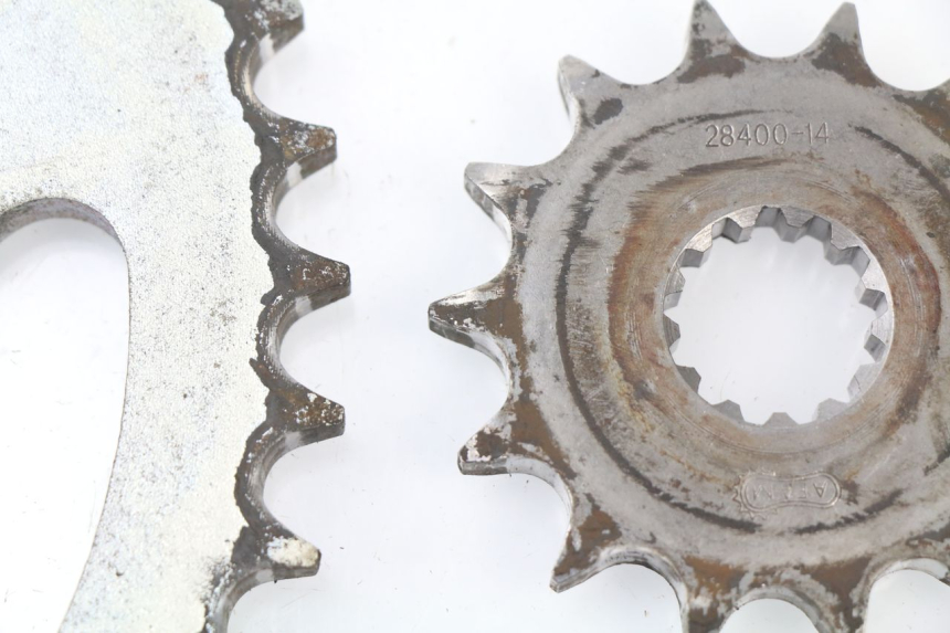 photo de CHAIN SPROCKET KIT SUZUKI GSXF GSX F 600 (1988 - 1997)
