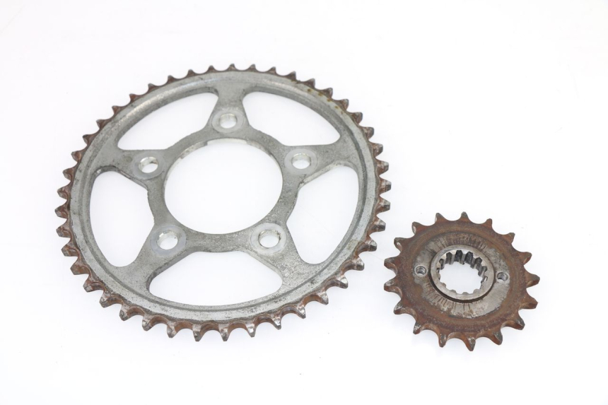 photo de CHAIN SPROCKET KIT HONDA VF 1000 (1984 - 1988)