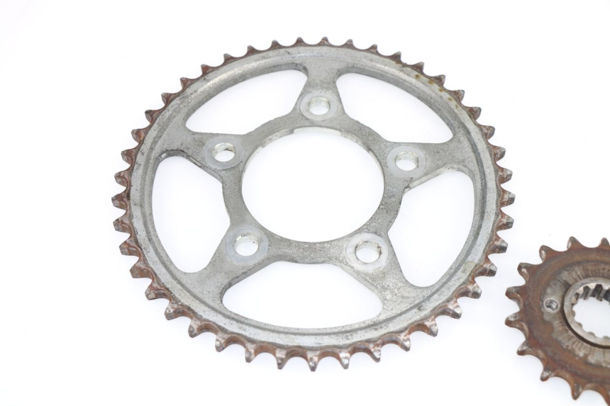 photo de CHAIN SPROCKET KIT HONDA VF 1000 (1984 - 1988)