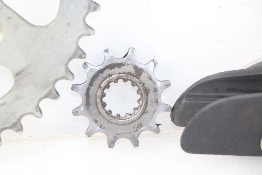 photo de CHAIN SPROCKET KIT RIEJU RR 50 (1998 - 2007) - Surface and material condition