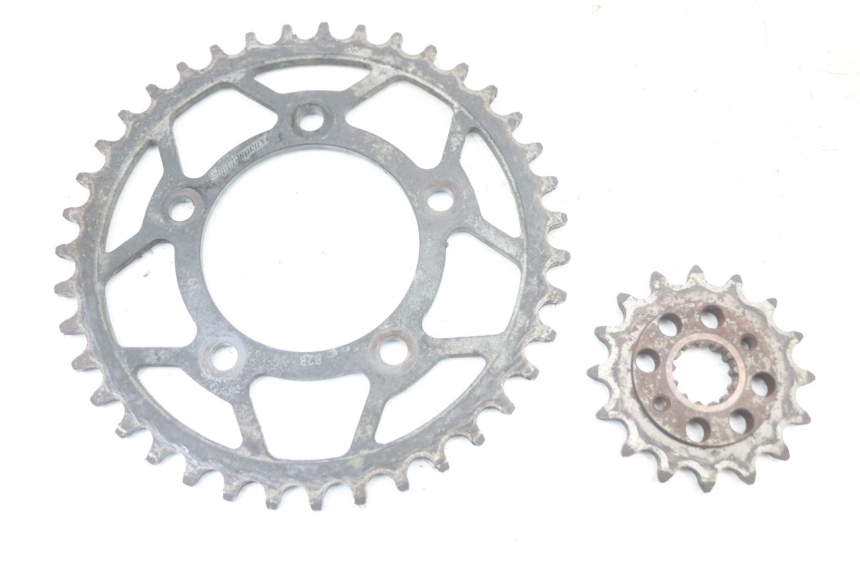 photo de CHAIN SPROCKET KIT SUZUKI GS F 500 (2004 - 2007)