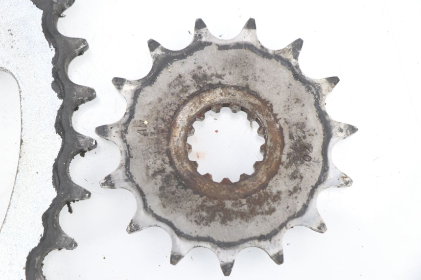 photo de CHAIN SPROCKET KIT SUZUKI SV S 650 (1999 - 2002)