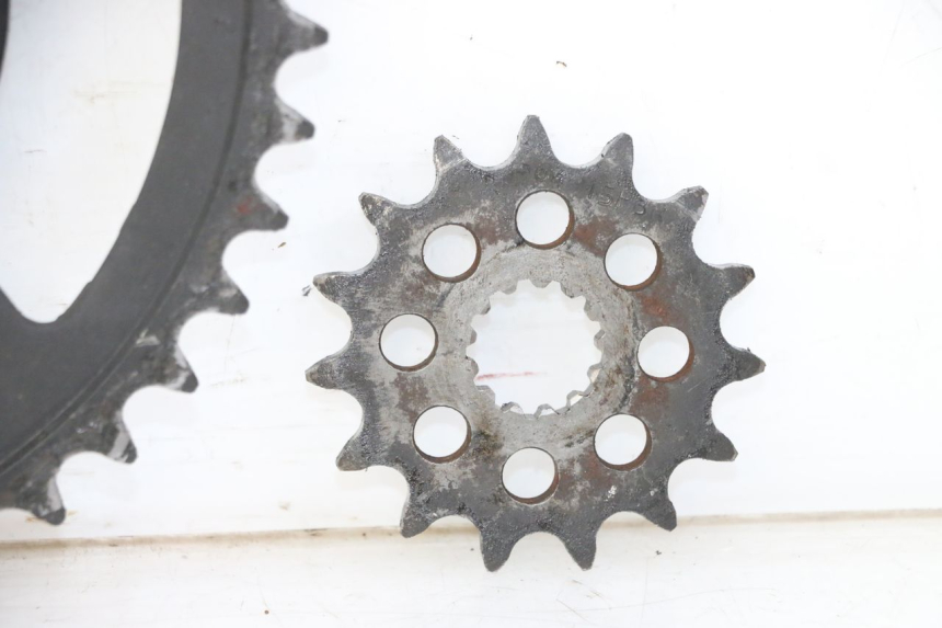 photo de CHAIN SPROCKET KIT SUZUKI SV S 650 (2003 - 2009)