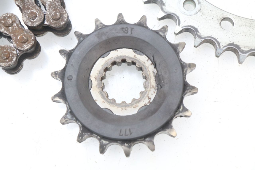 photo de CHAIN SPROCKET KIT TRIUMPH SPEED TRIPLE 1050 (2005 - 2007)