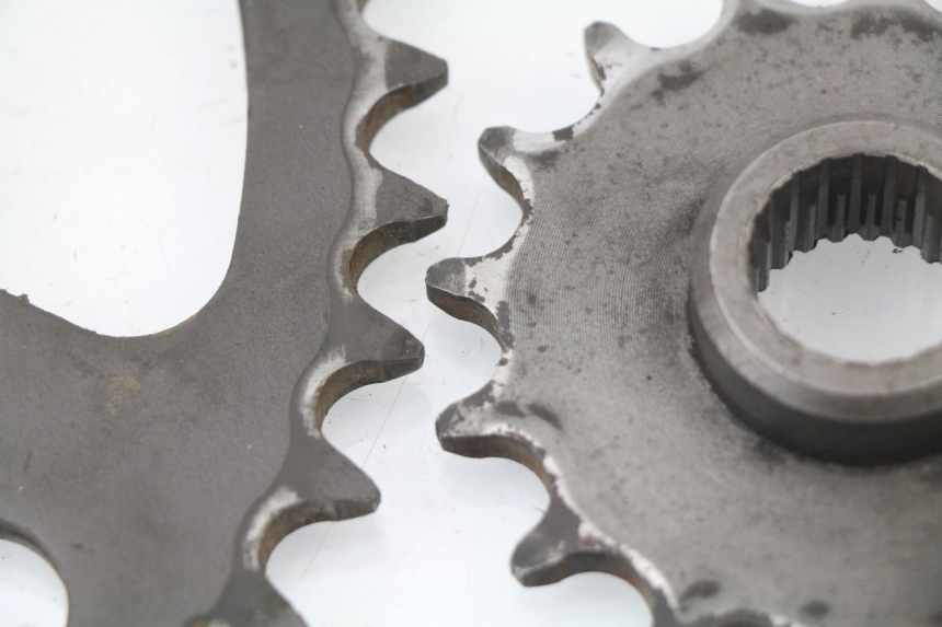 photo de CHAIN SPROCKET KIT YAMAHA XJN XJ N DIVERSION 600 (1994 - 1997)