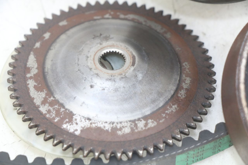 photo de CLUTCH VARIATOR KIT KYMCO AGILITY 4T 50 (2005 - 2018)