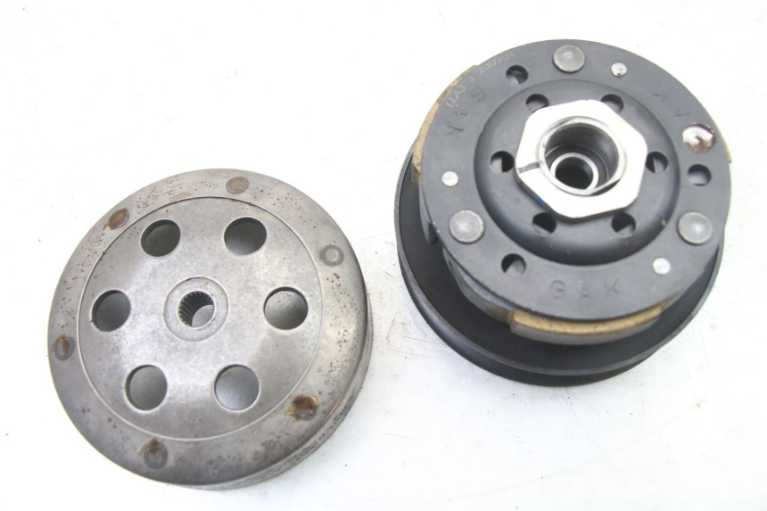 photo de CLUTCH VARIATOR KIT KYMCO AGILITY 4T 50 (2018 - 2022)