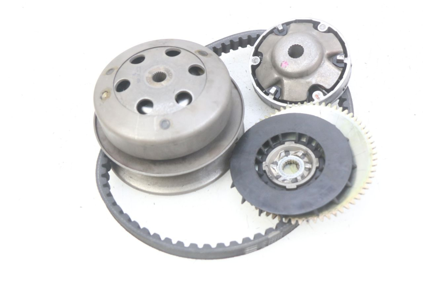 photo de CLUTCH VARIATOR KIT PIAGGIO VESPA LX 2T 50 (2005 - 2013)