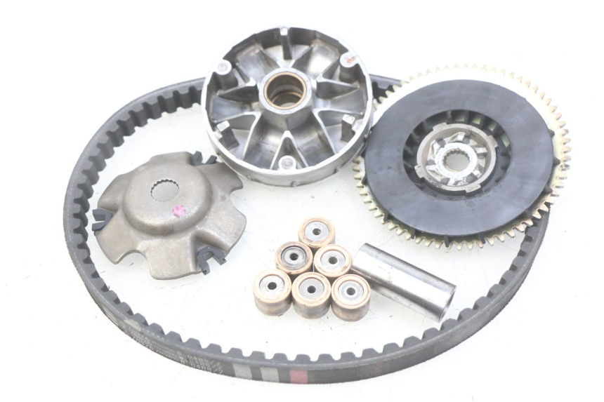 photo de CLUTCH VARIATOR KIT PIAGGIO VESPA LX 2T 50 (2005 - 2013)