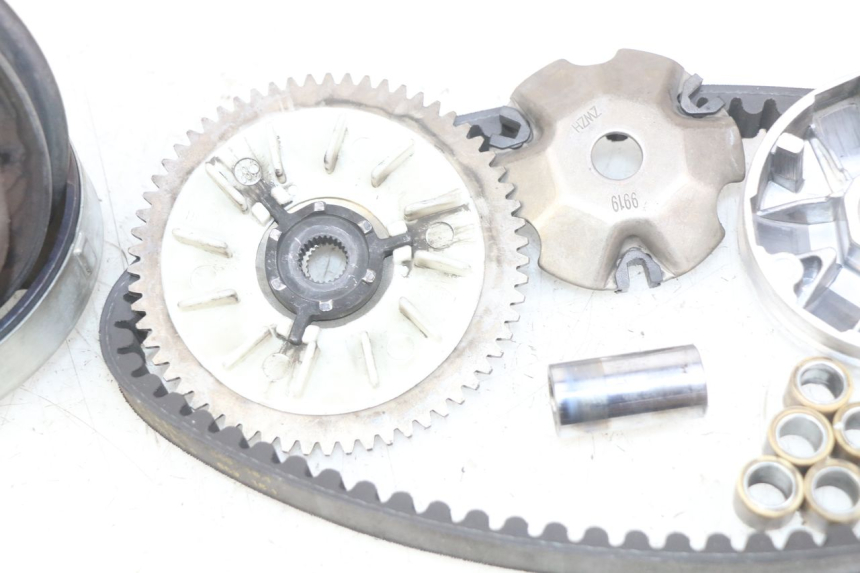 photo de CLUTCH VARIATOR KIT TNT MOTOR ROMA 10' 4T 50 (2019 - 2022)