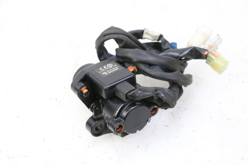 photo de LOCK SET KEY ECU YAMAHA FZ6 FAZER S2 600 (2007 - 2011)