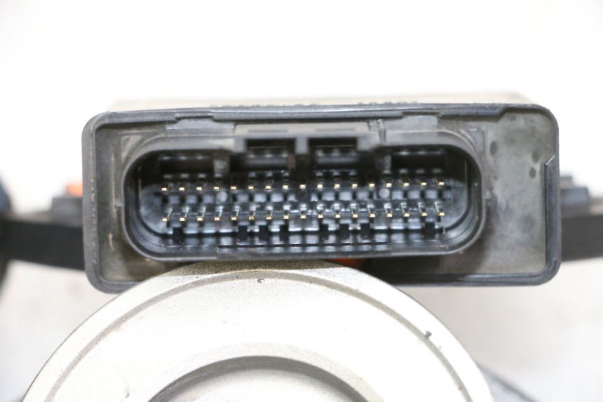 photo de LOCK SET KEY ECU YAMAHA FZ6 FAZER S2 600 (2007 - 2011)