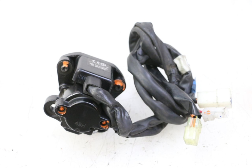 photo de LOCK SET KEY ECU YAMAHA FZ6 FAZER S2 600 (2007 - 2011)