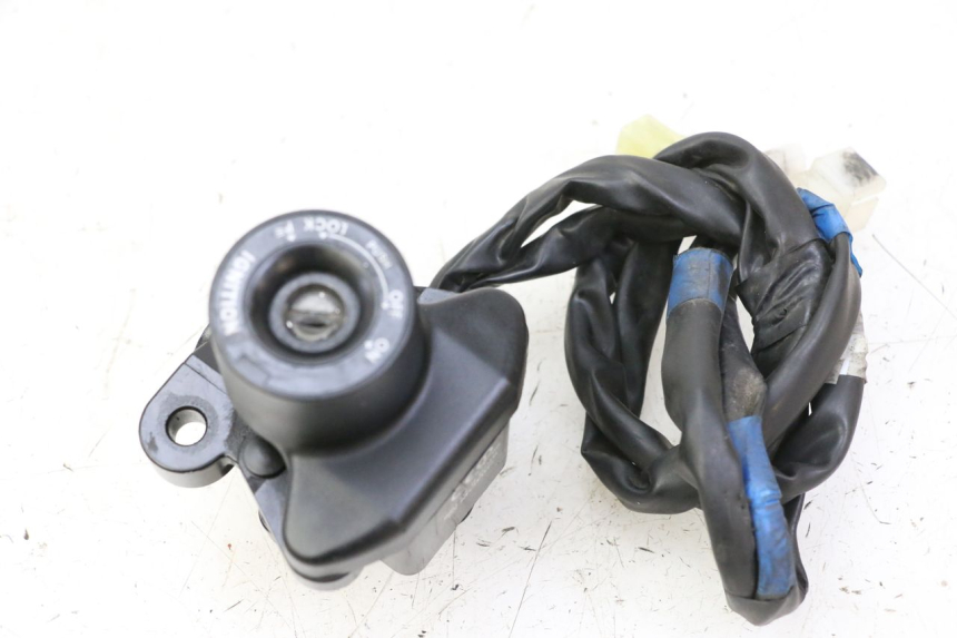 photo de LOCK SET KEY ECU YAMAHA FZ6 FAZER S2 600 (2007 - 2011)