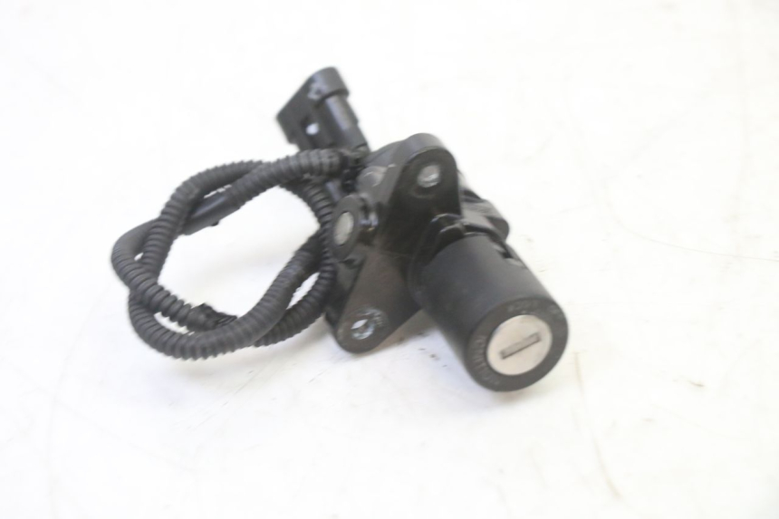 photo de LOCK SET KEY ECU BMW G310 R 310 (2016 - 2020)