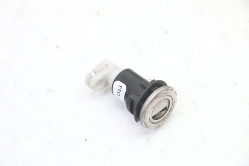photo de LOCK SET KEY ECU BMW G310 R 310 (2016 - 2020)