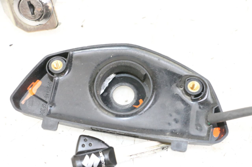 photo de LOCK SET KEY ECU SUZUKI GSR 750 (2011 - 2017)