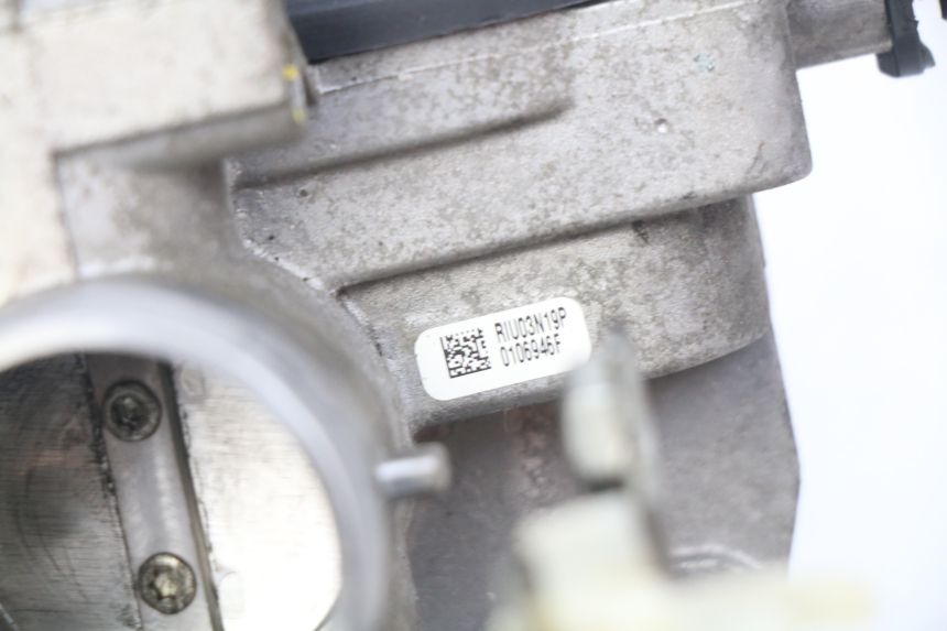 photo de LOCK SET KEY ECU PIAGGIO MP3 500 (2014 - 2016)