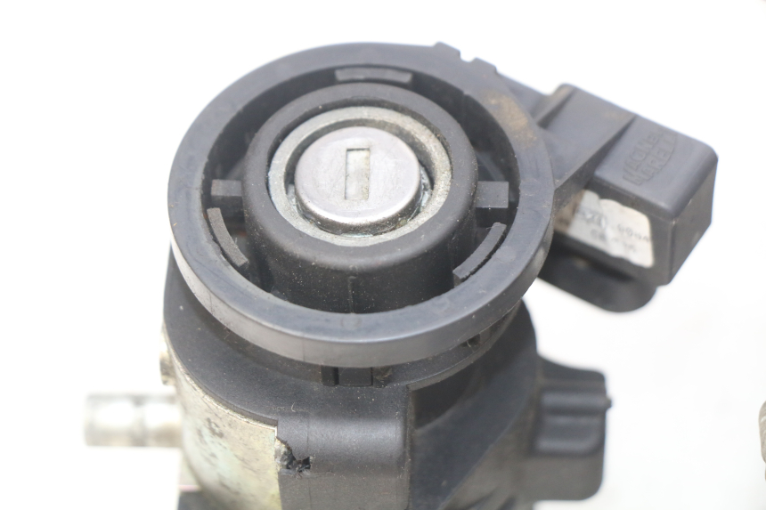 photo de LOCK SET KEY ECU PIAGGIO MP3 500 (2014 - 2016)
