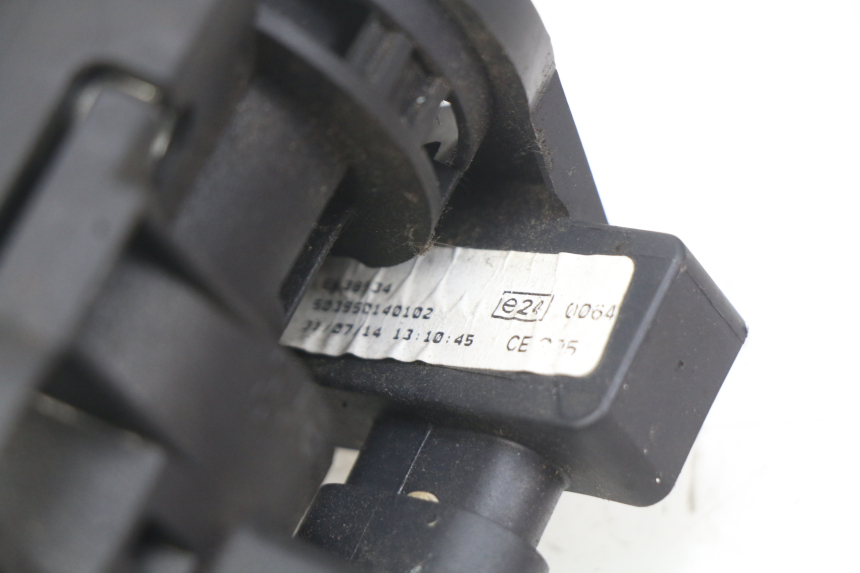 photo de LOCK SET KEY ECU PIAGGIO MP3 500 (2014 - 2016)