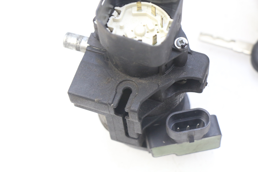 photo de LOCK SET KEY ECU PIAGGIO MP3 500 (2014 - 2016)