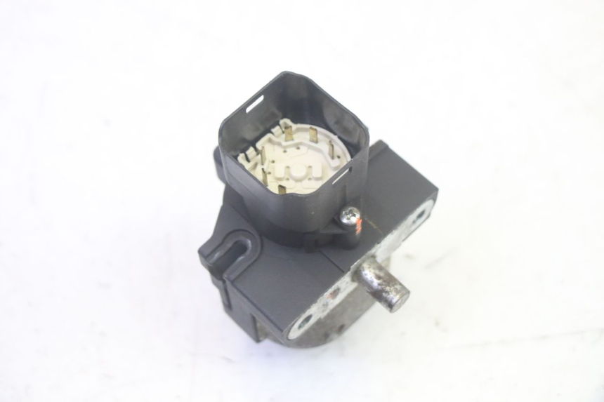 photo de LOCK SET KEY ECU PIAGGIO MP3 RL 250 (2007 - 2010) - High-resolution close-up