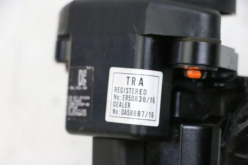 photo de LOCK SET KEY ECU YAMAHA MT-07 MT07 ABS 700 (2018 - 2020) - Alternative perspective