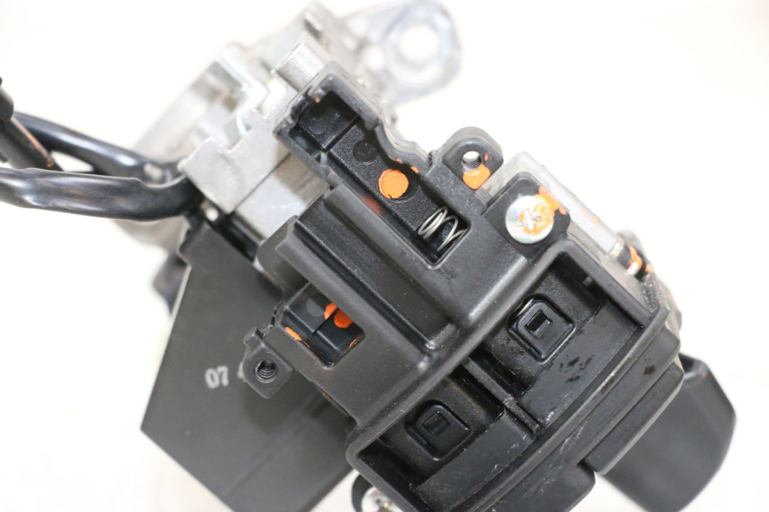 photo de LOCK SET KEY ECU YAMAHA NEO'S CORE 1 (2022 - 2026) - Product overview