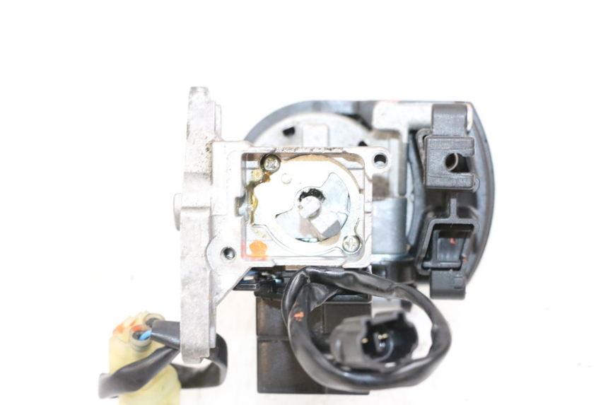 photo de LOCK SET KEY ECU YAMAHA NEO'S CORE 1 (2022 - 2026) - Surface and material condition