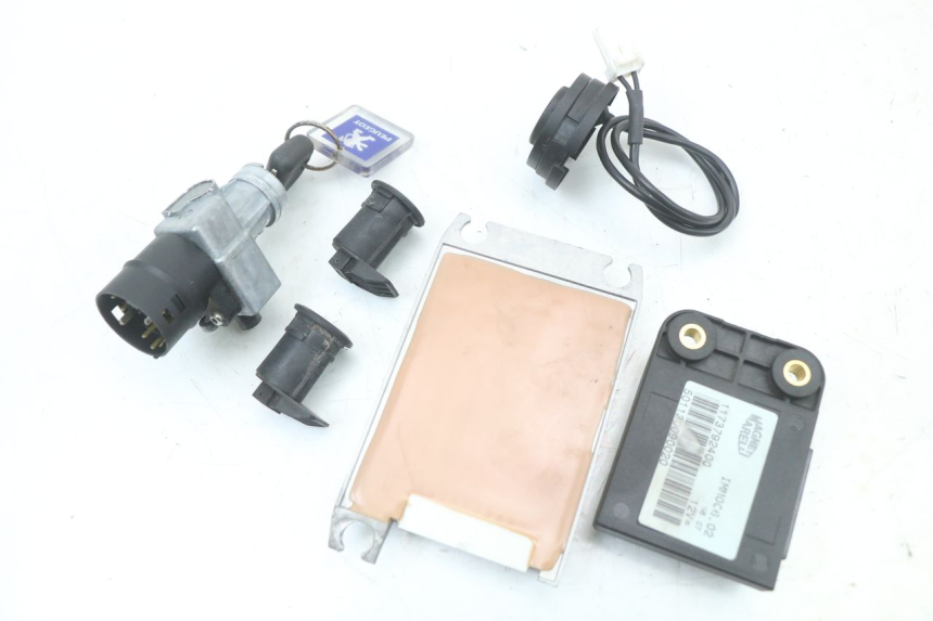 photo de LOCK SET KEY ECU PEUGEOT GEOPOLIS RS 125 (2007 - 2009)