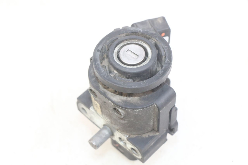 photo de LOCK KEY CDI IGNITION SWITCH KIT PIAGGIO MP3 LT 400 (2007 - 2012)